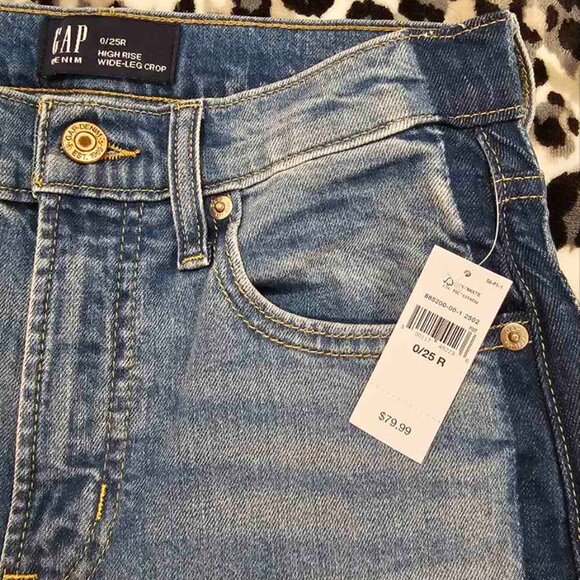 Gap 3 Pairs of Jeans - Picture 6 of 16